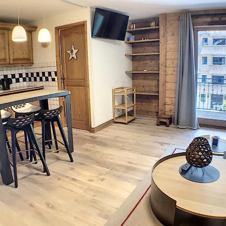 Grey Squirrel Apartament *
